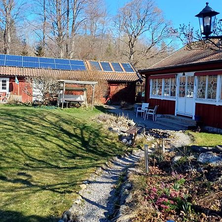 Tystberga Logi Bed and Breakfast Buitenkant foto