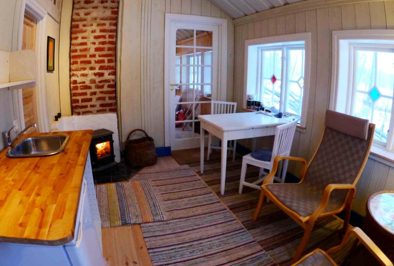 Tystberga Logi Bed and Breakfast Buitenkant foto