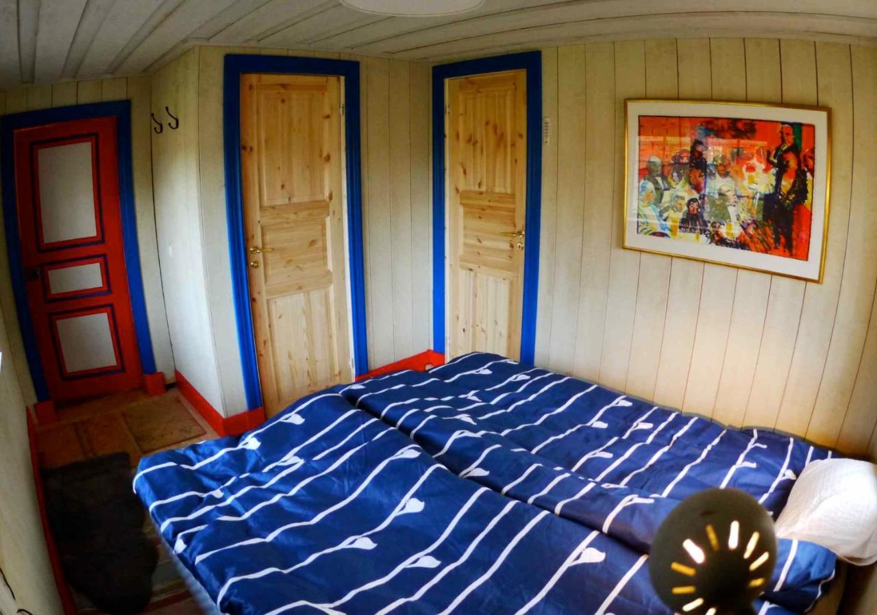 Tystberga Logi Bed and Breakfast Buitenkant foto